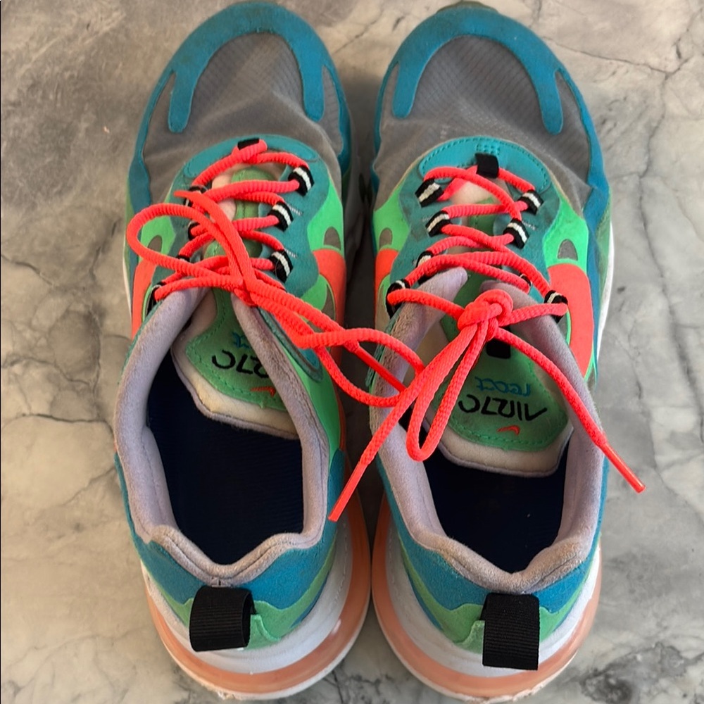 Nike Green and Blue Athletic Shoes Vibrant Design